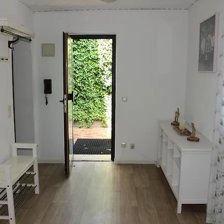 Kleine Gaestehaus * 뵈브링엔